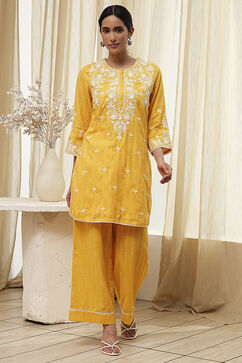 Yellow Cotton Embroidered Straight Kurta Set image number 6
