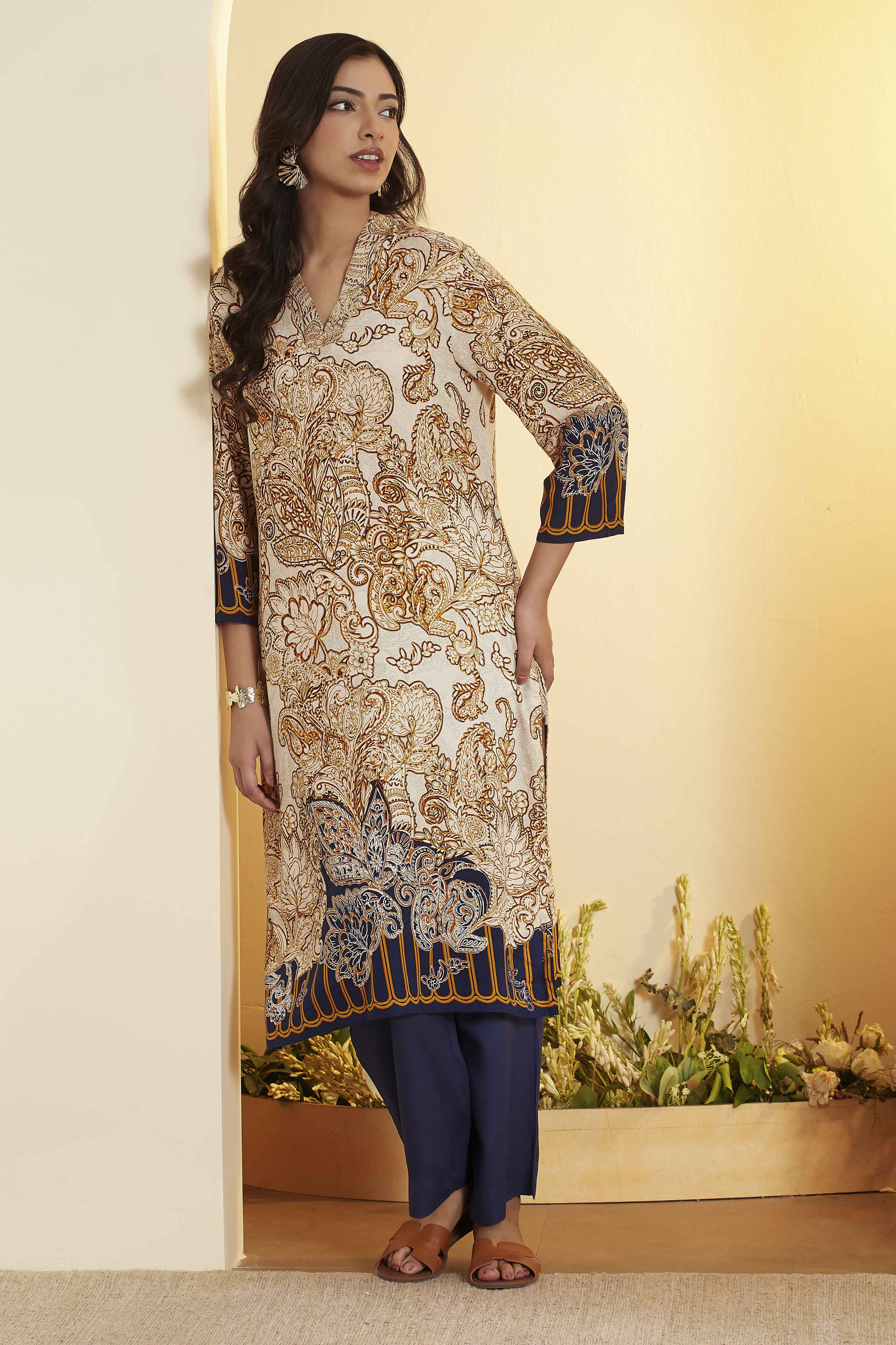 Navy Viscose Rayon Straight Kurta image number 0