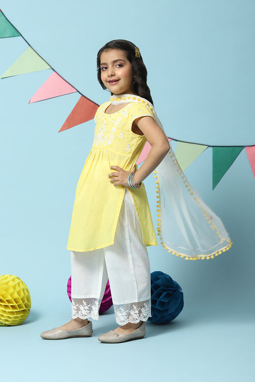 Yellow Cotton Straight Kurta Straight Palazzo Suit Set image number 5