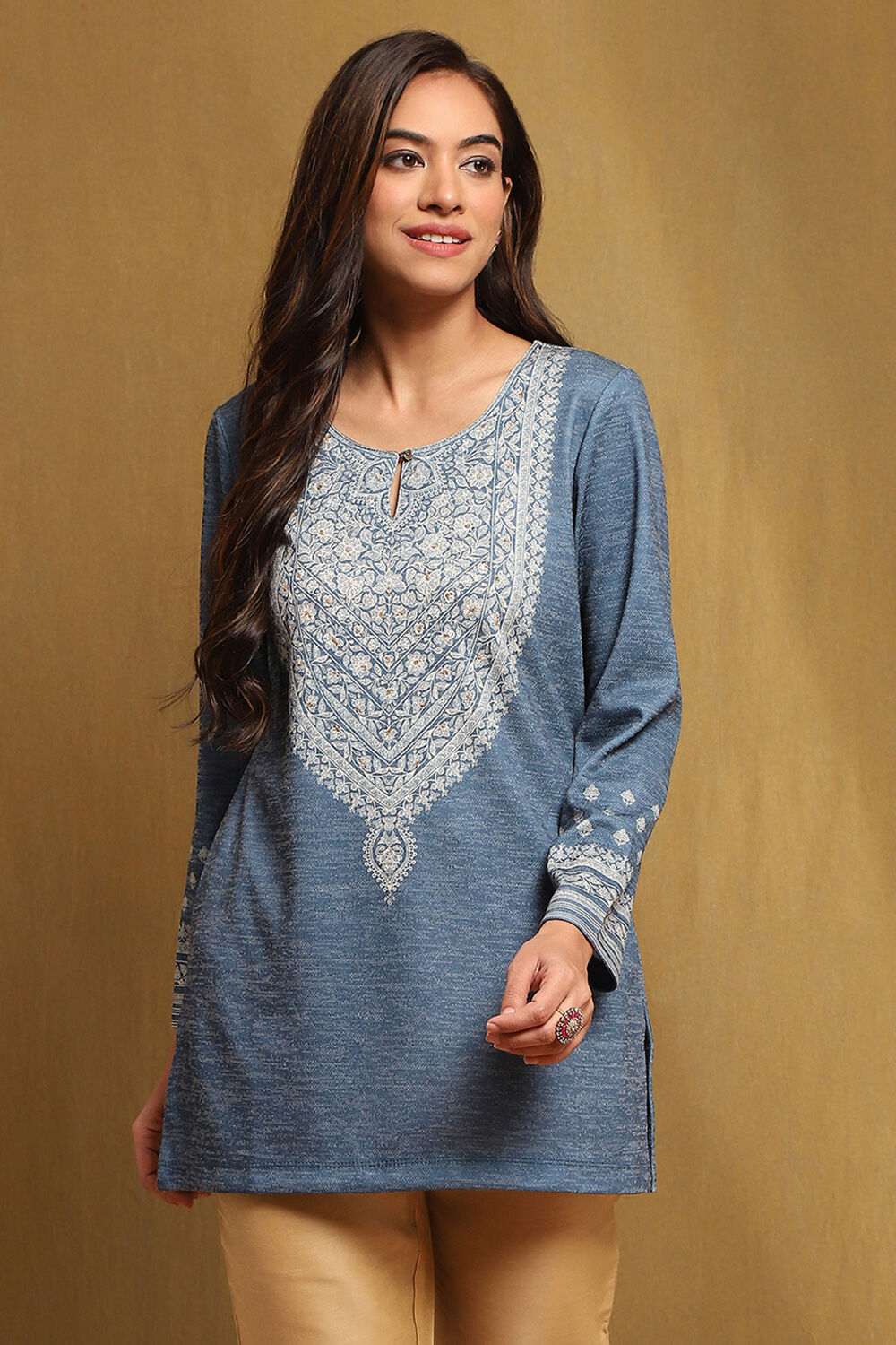 Teal Polyester Blend Straight Short Kurti image number 5