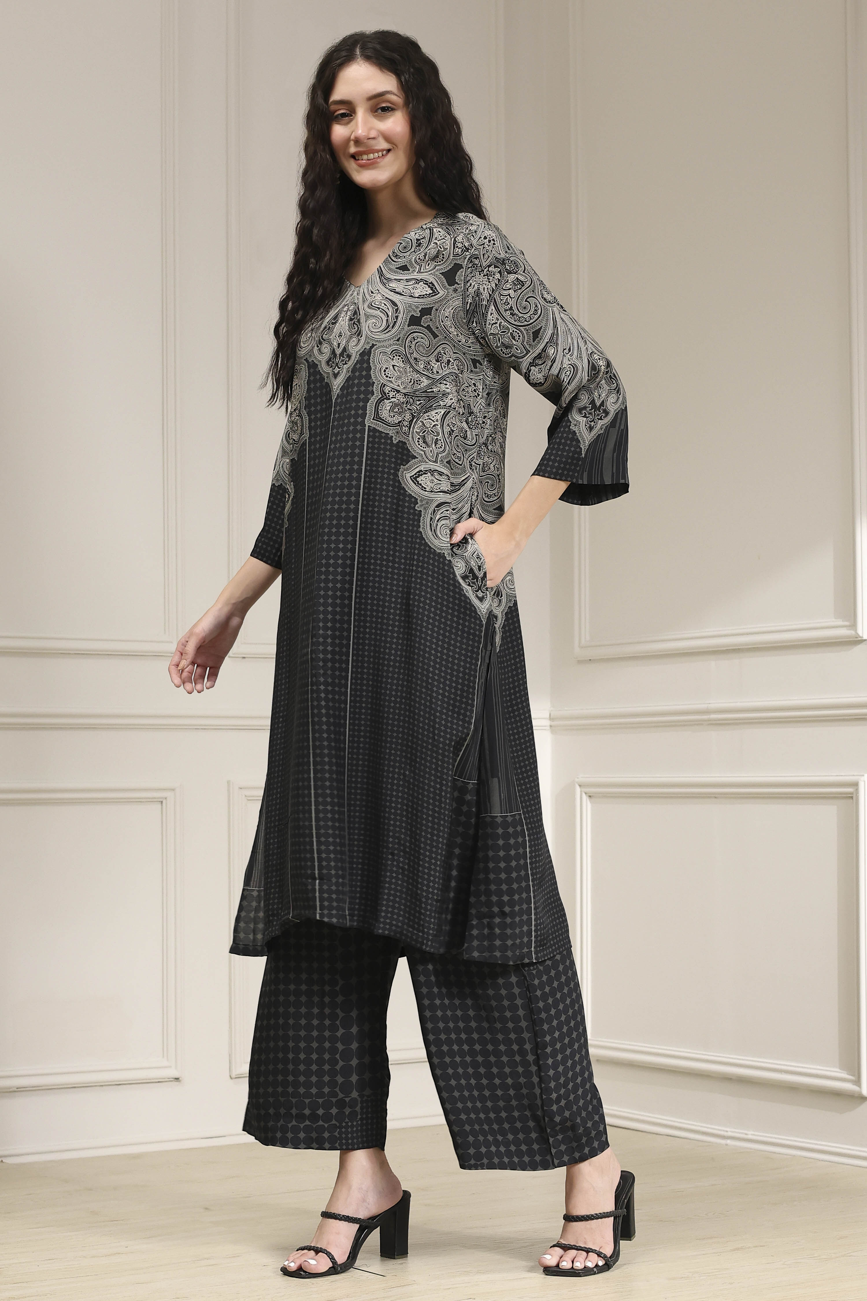 Black Printed Straight Kurta Set image number 3