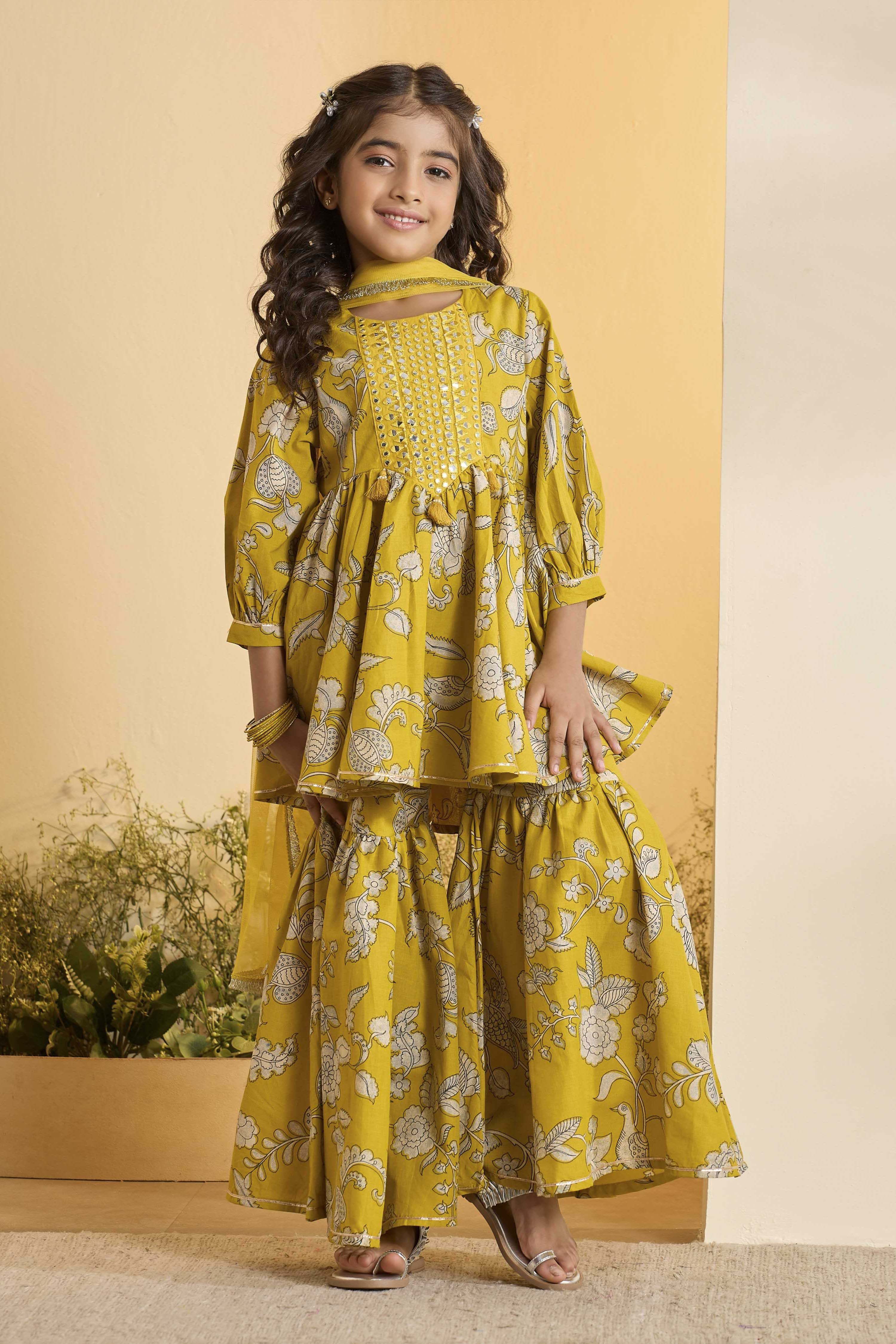 Yellow Cotton Floral Peplum Kurta Set image number 7