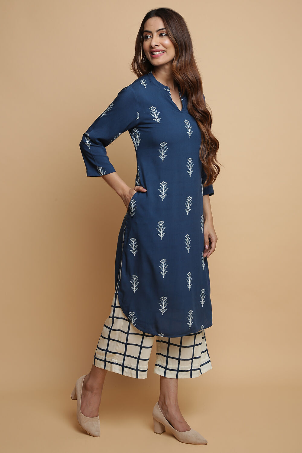 Terracotta Rayon Straight Kurta Pants Set image number 5