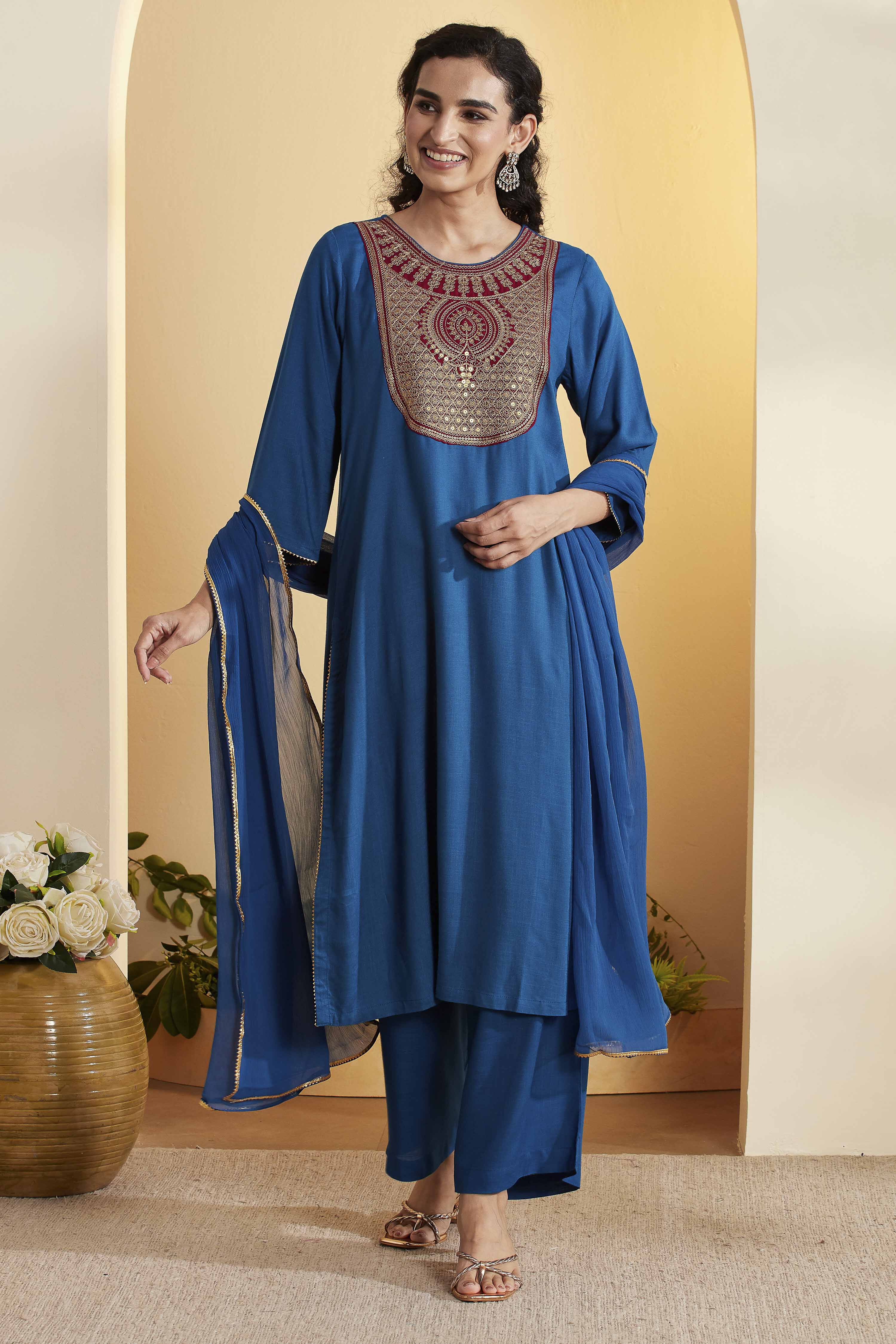 Blue Viscose Rayon Yoke Design Straight Kurta Set image number 0