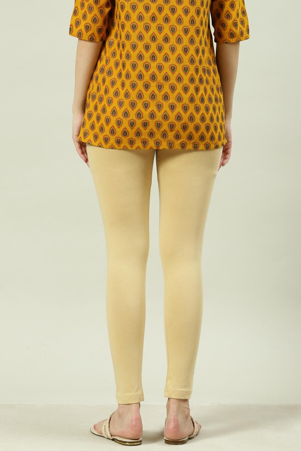 Beige Cotton Blend Solid Leggings image number 4