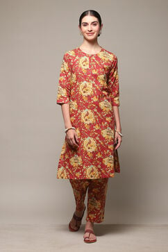 Red Cotton Straight Kurta Relaxed Pants Suit Set image number 6