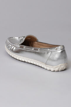 Metallic Silver Synthetic Formal Loafers image number 5