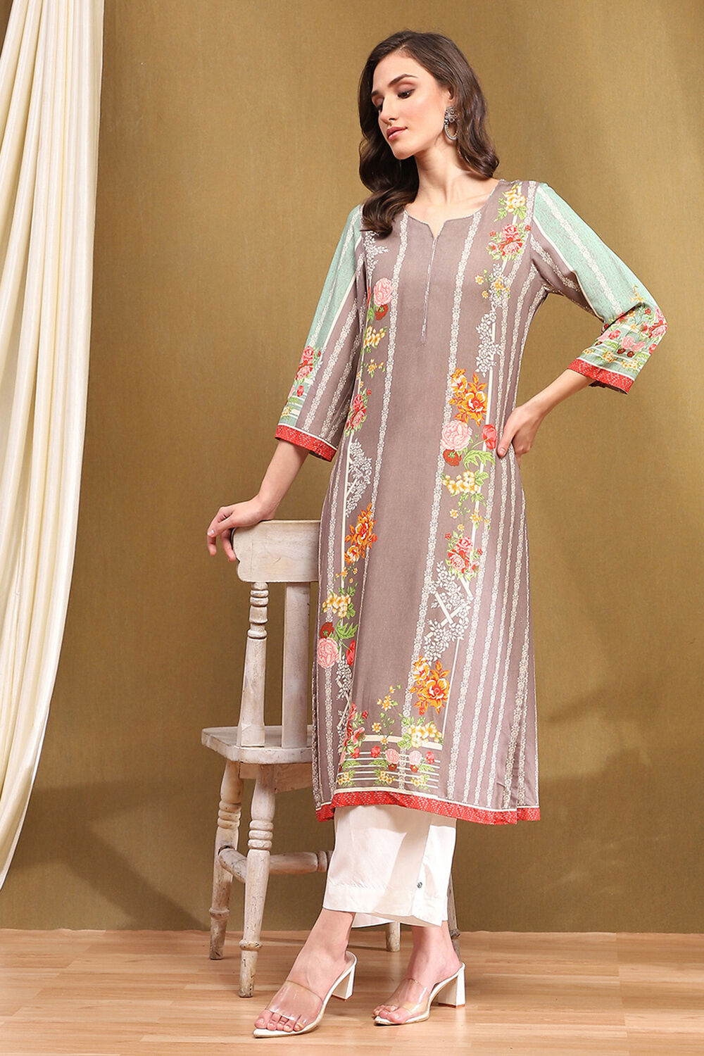 Green LIVA Straight Printed Kurta image number 0