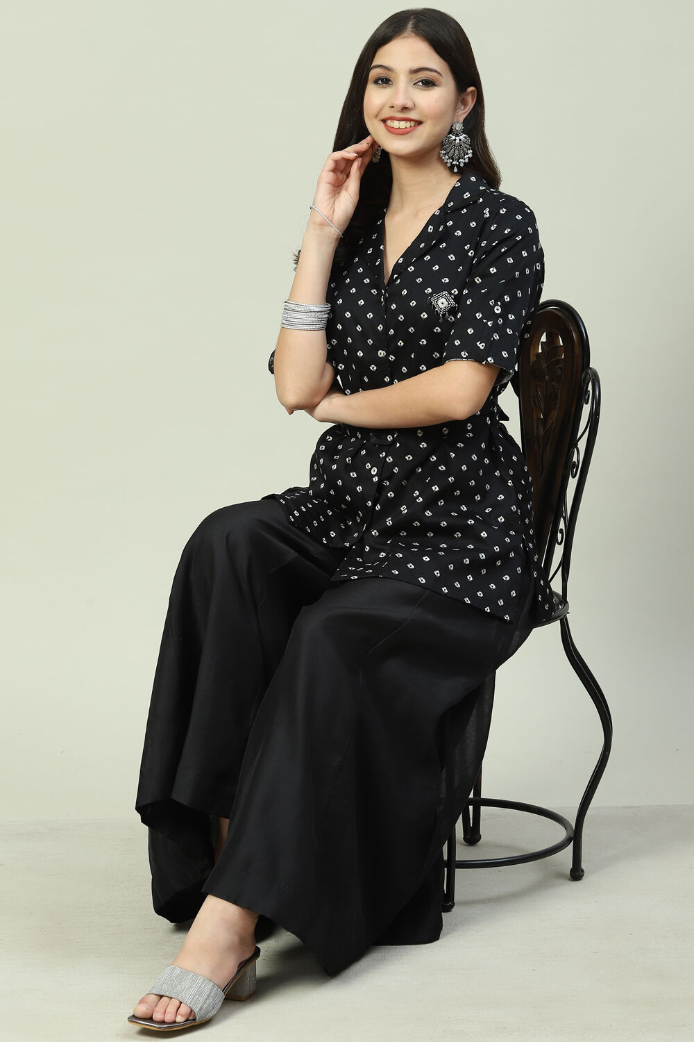 Black Cotton Straight 2 Piece Set image number 5