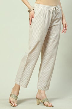 Brown Cotton Pants image number 3