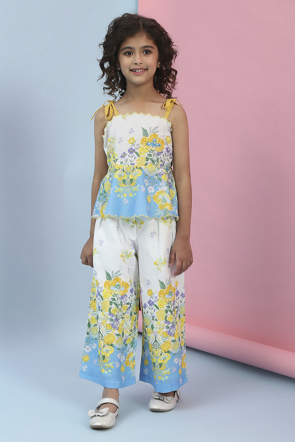 White Cotton Floral Printed Top and Pant Set image number 0