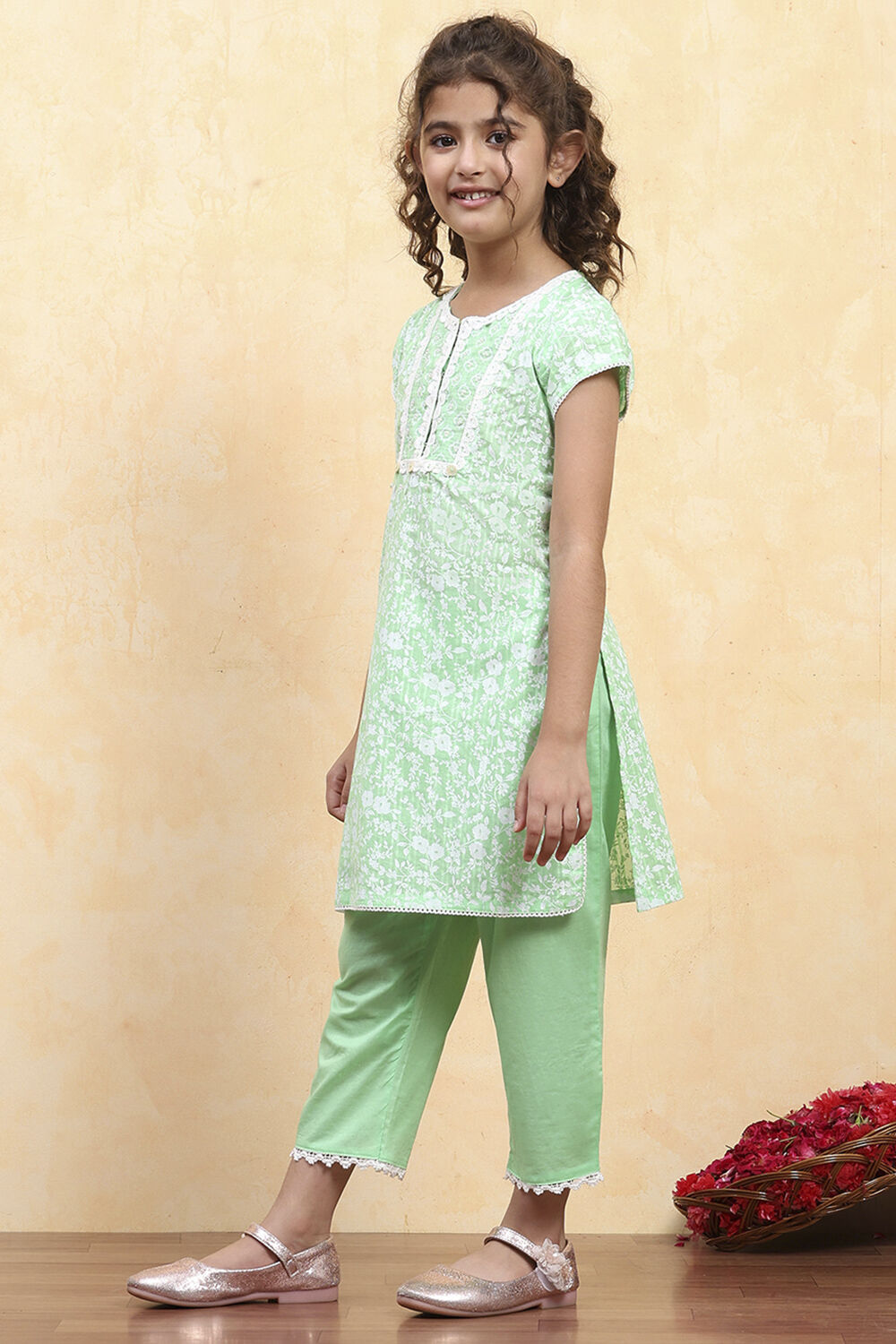 Green Cotton Straight Printed Kurta Pants Set image number 3