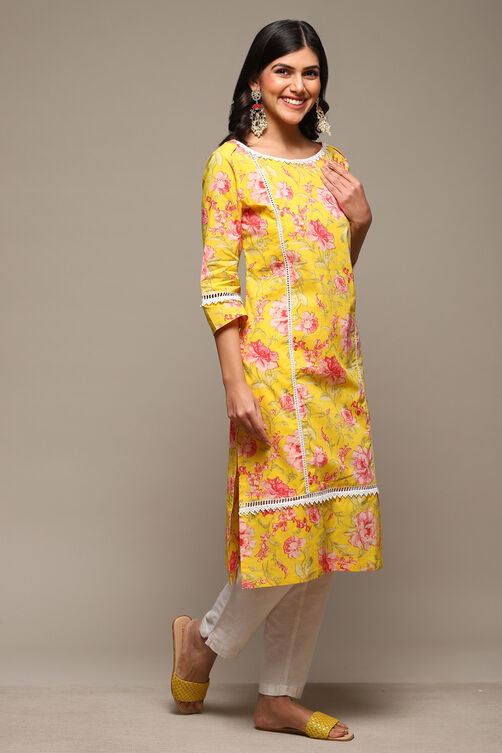 Pink Cotton Straight Printed Kurta image number 3