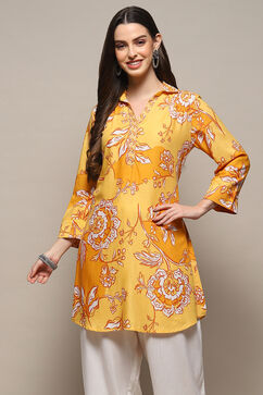 Yellow Rayon Straight Kurta image number 5