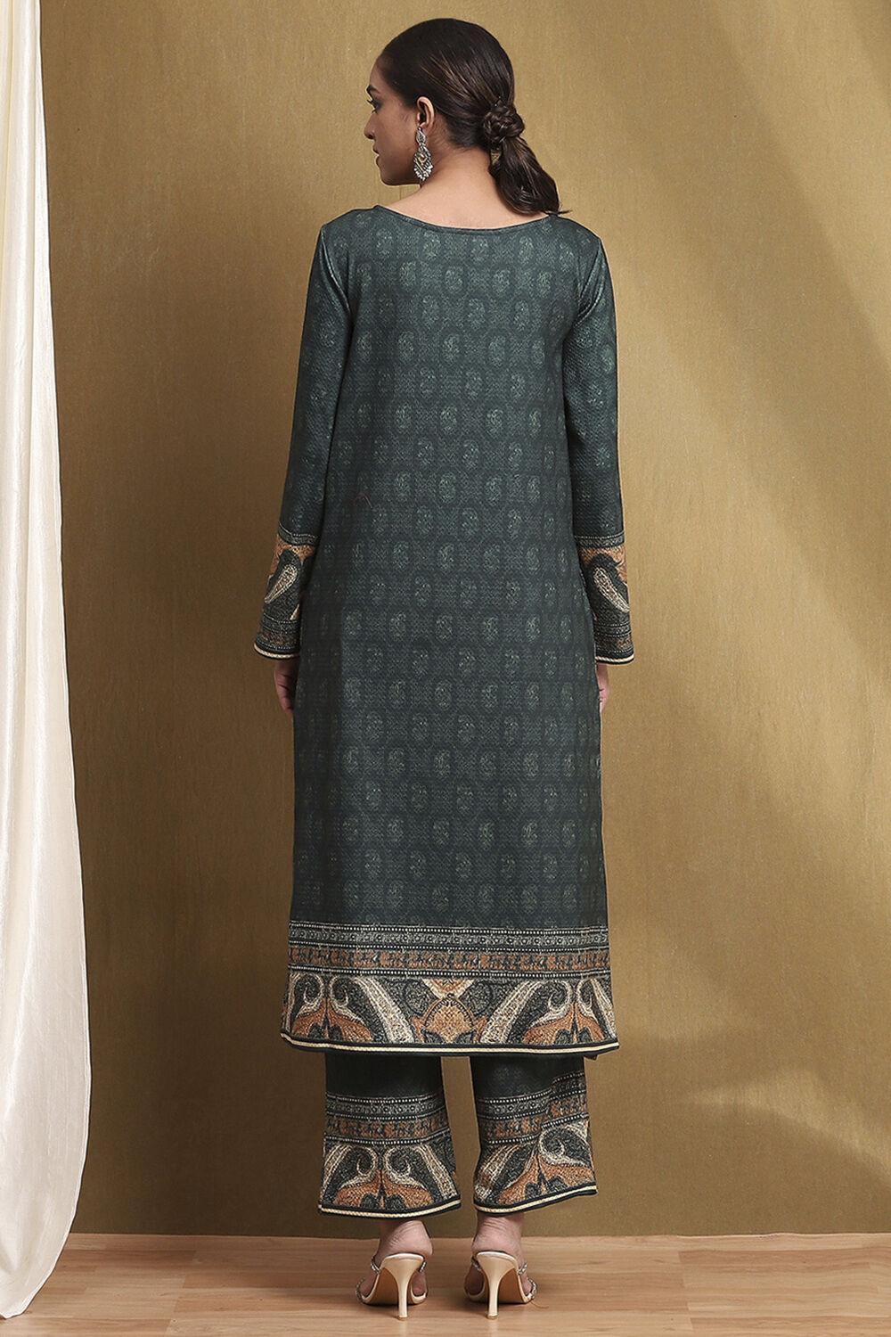 Teal Printed Straight Winter wear Kurta Set image number 4