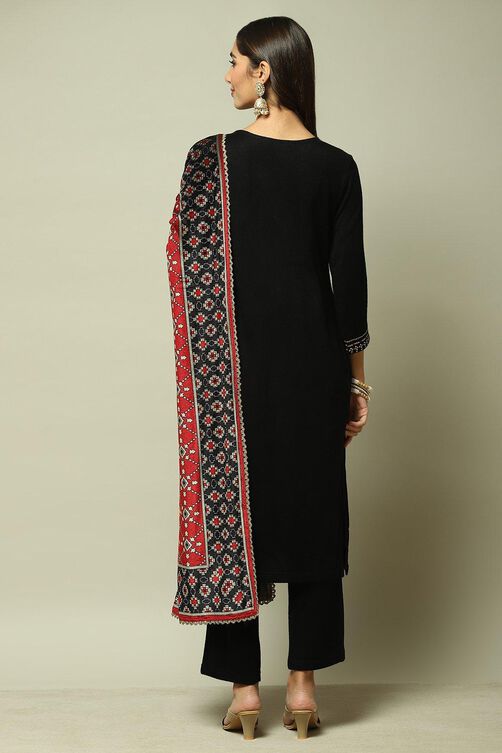 Black Cotton Straight Kurta Pants Suit Set image number 4