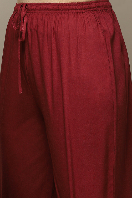 Fuschia Rayon Straight Kurta Pant Suit Set image number 2