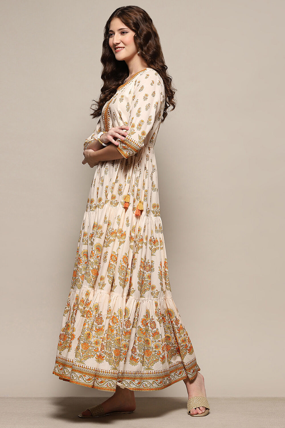 Beige Pure Cotton Printed Tiered Dress image number 2