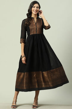 Black Art Silk Flared Yarndyed Kurta image number 4