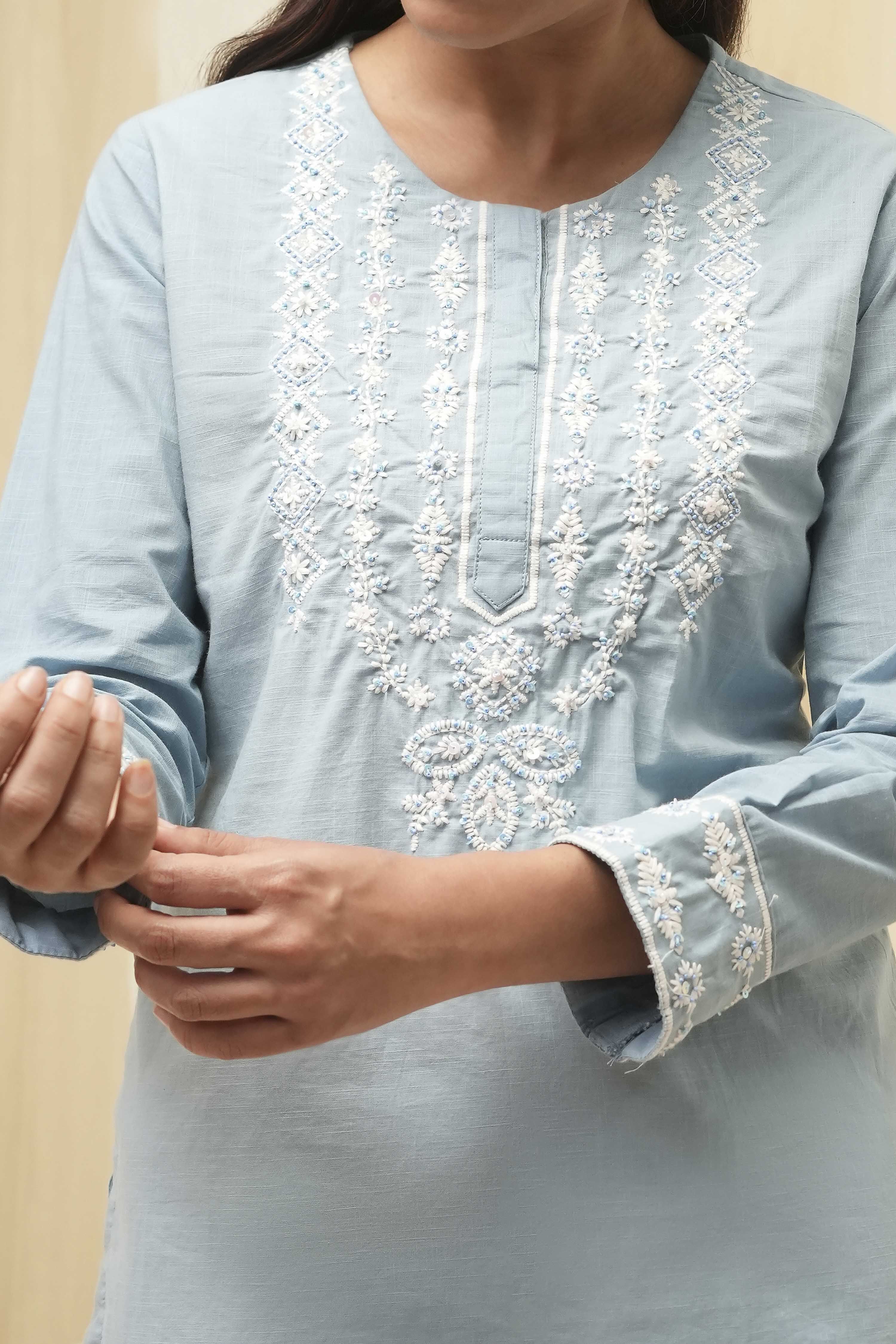 Blue Cotton Embroidered Straight Short Kurta image number 1