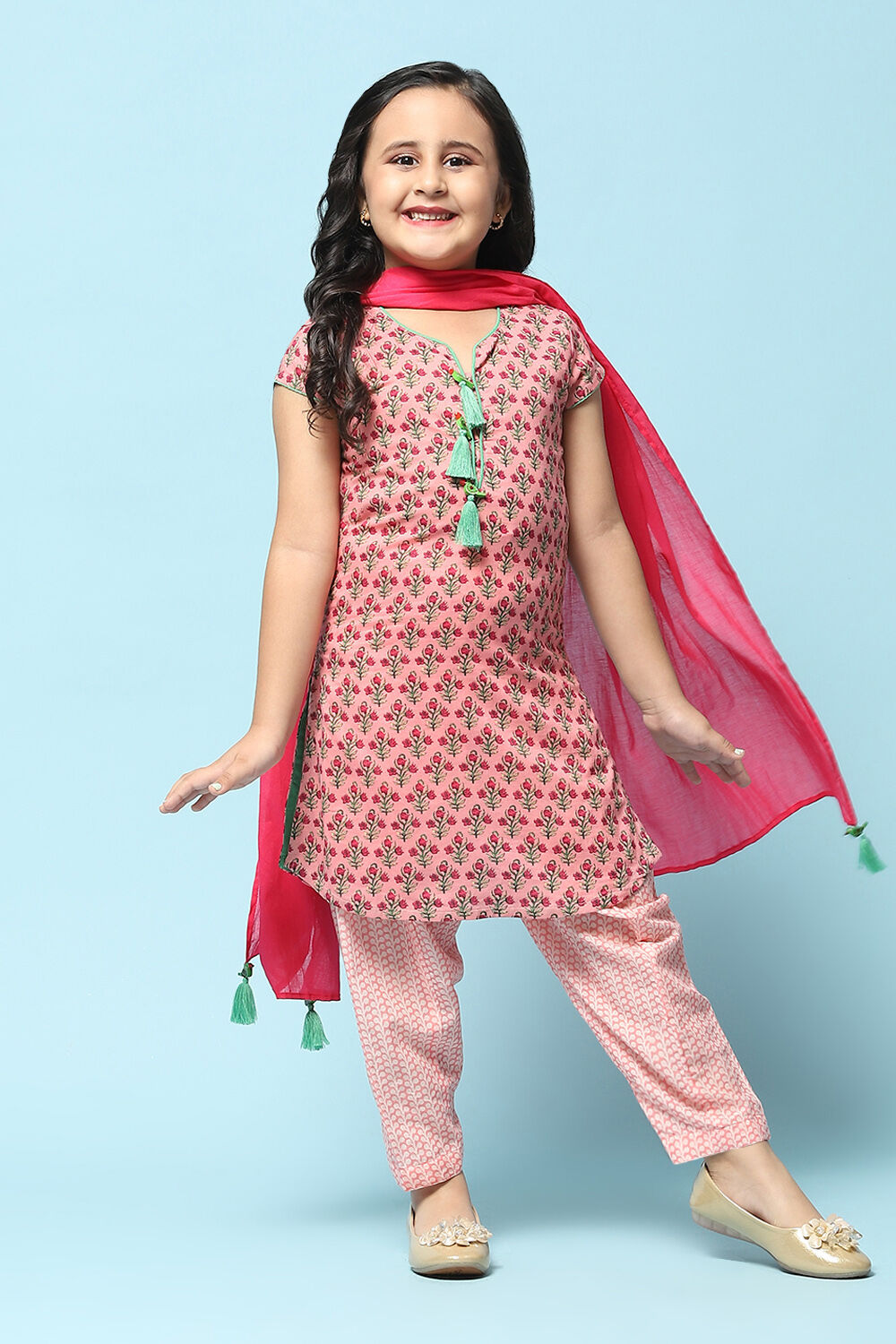 Pink Cotton Straight Printed Kurta Salwar Suit Set image number 0
