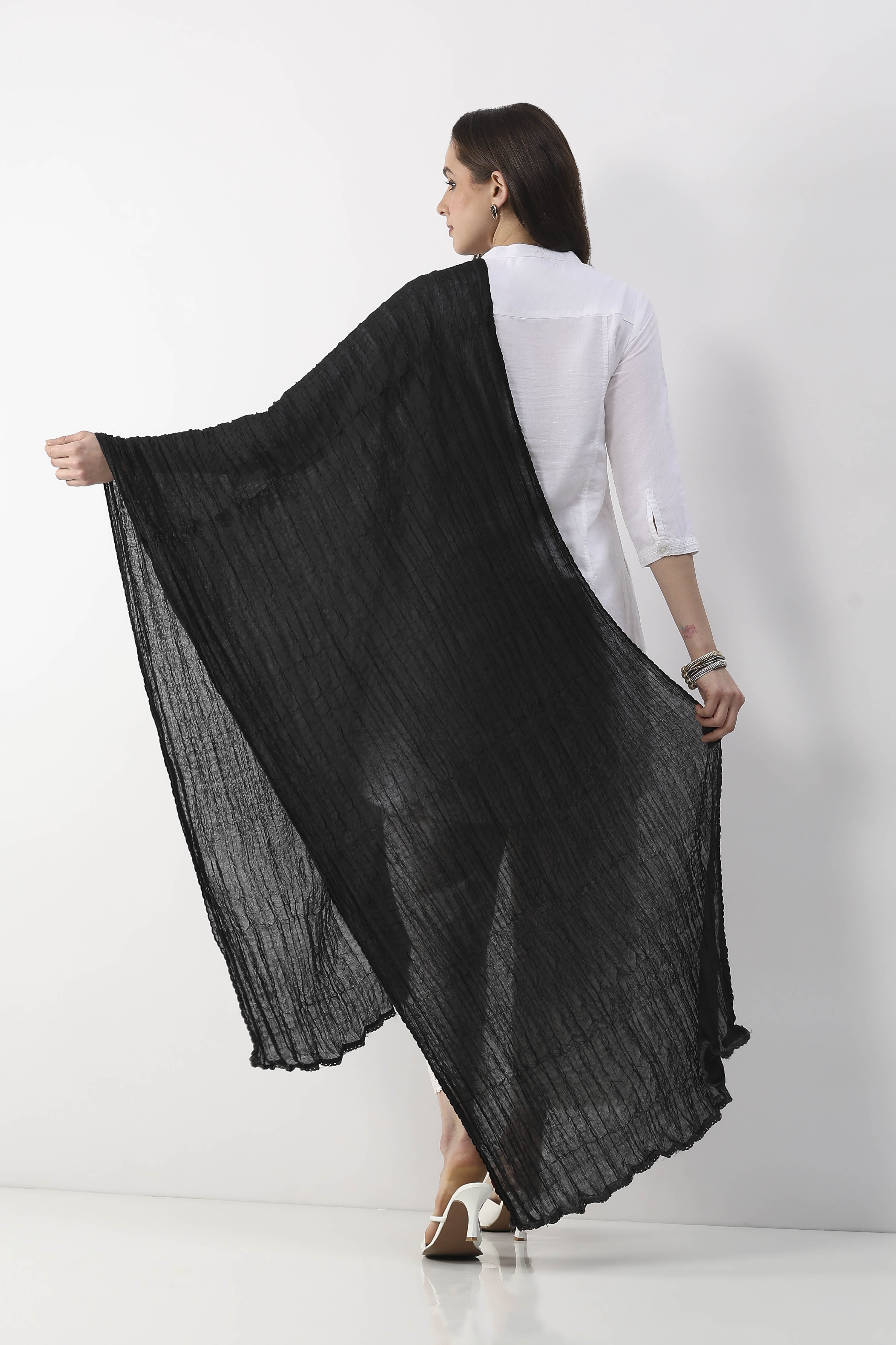 Black  Na Dupatta image number 2