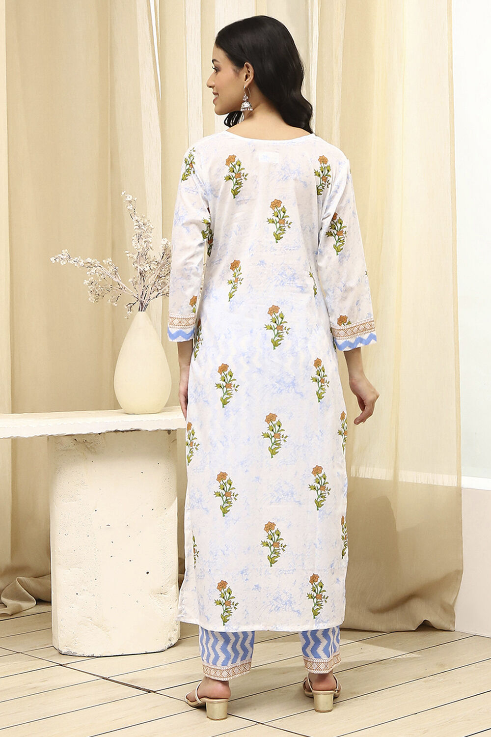 Pink Cotton Screen Print Unstitched Suit Set image number 6