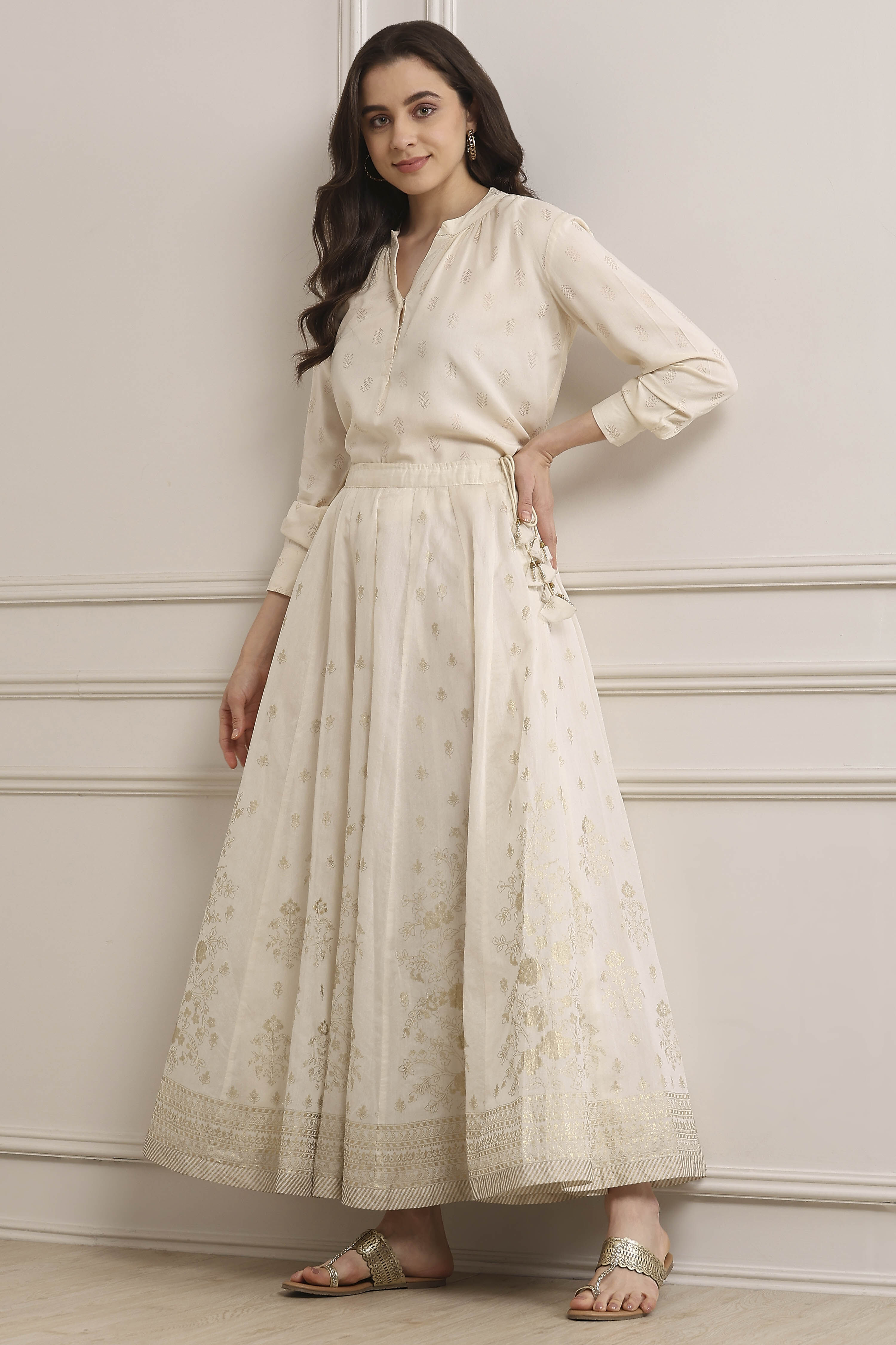 Off White LIVA Straight Printed Top image number 0