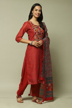 Red Chanderi Machine Embroidered Unstitched Suit Set image number 6