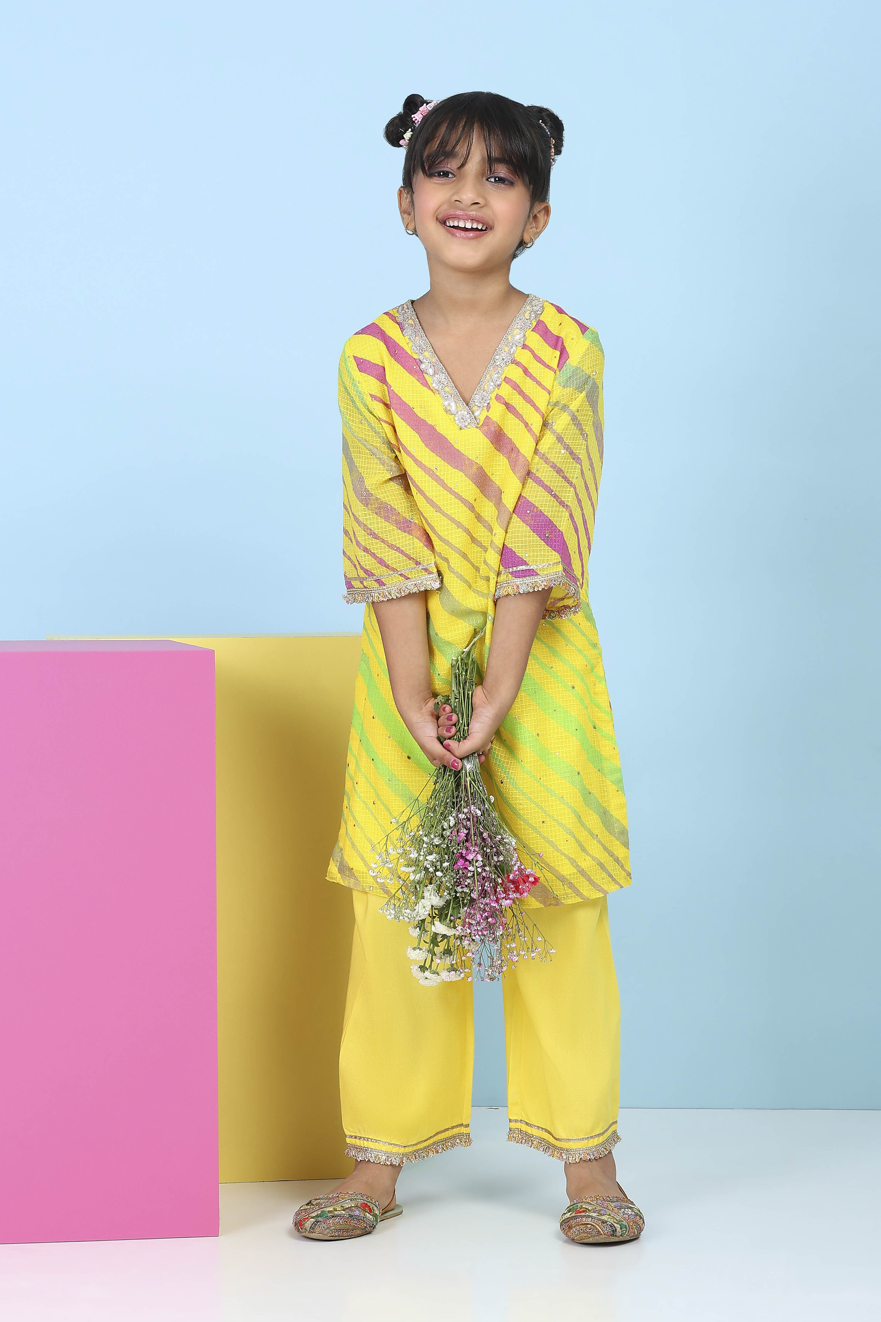 Yellow Cotton Printed Straight Suit Set image number 0