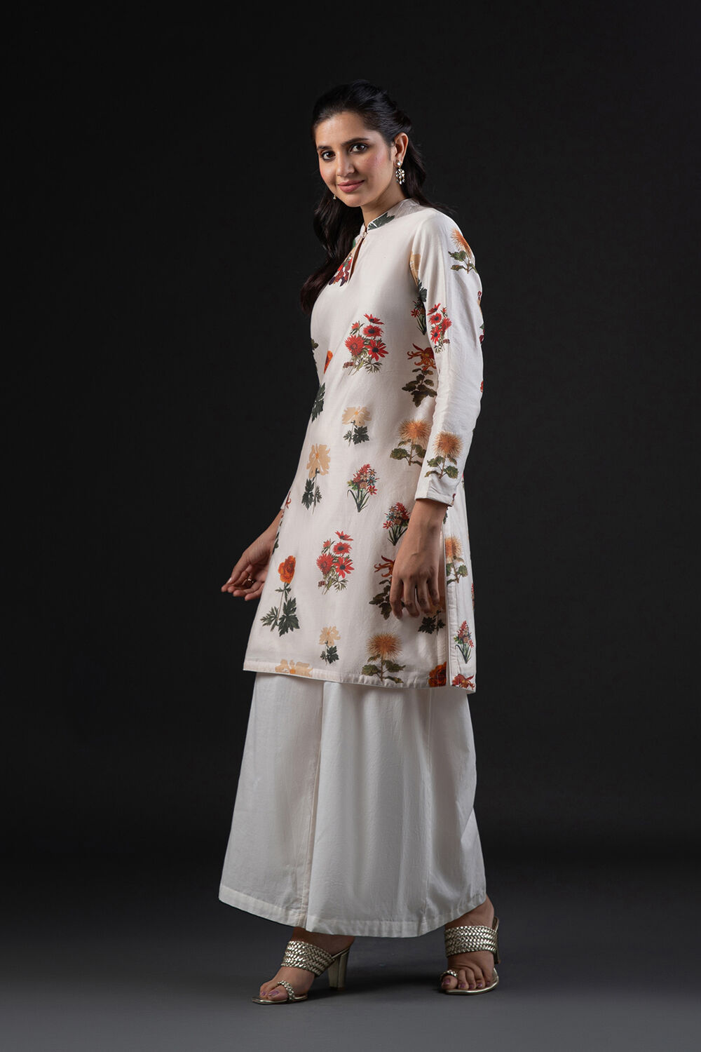 Rohit Bal Off White Cotton Silk Straight Printed Kurta Set image number 7