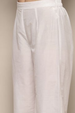 White Pink Muslin Unstitched Suit set image number 3