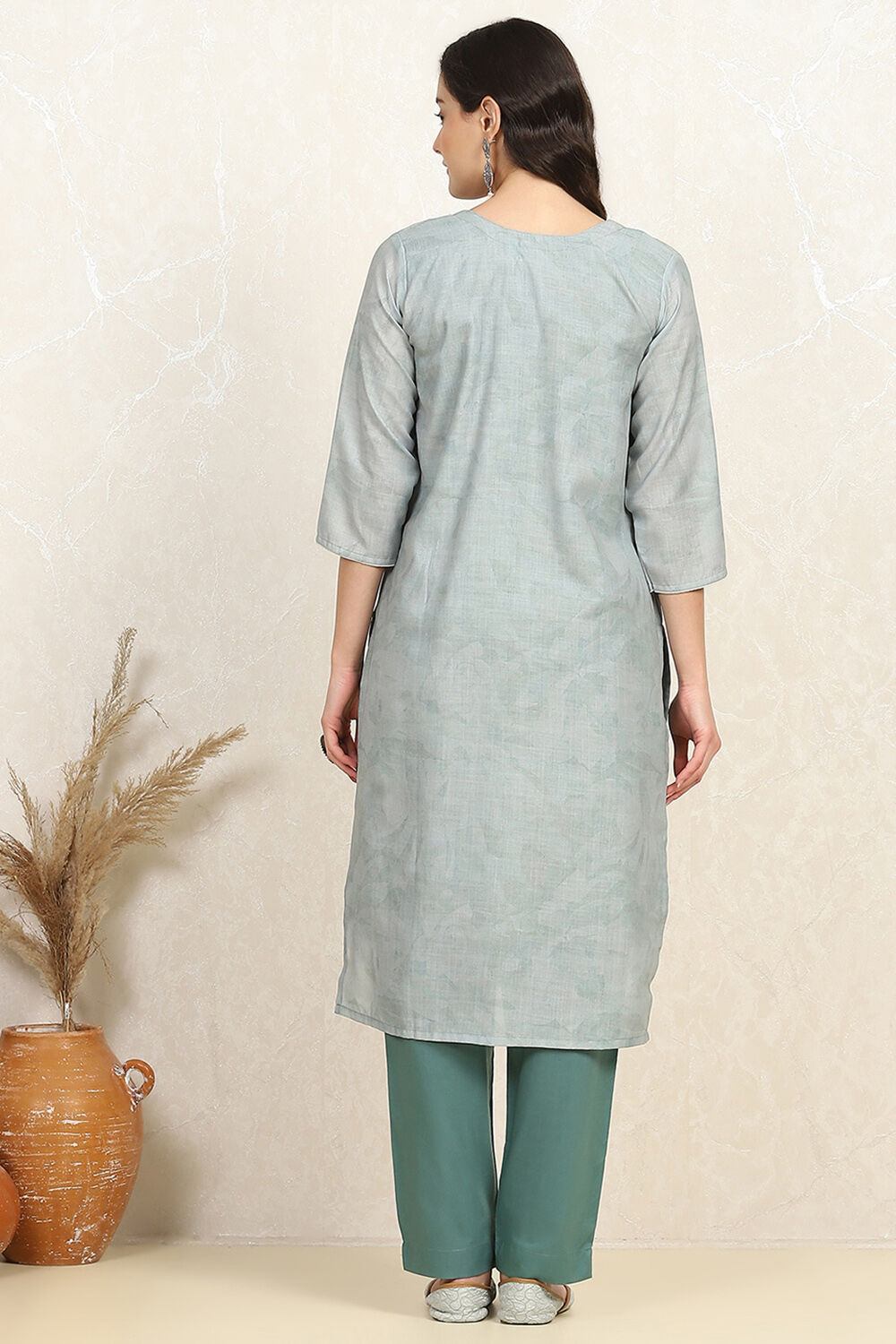 Pink Cotton Unstitched Suit Set image number 5