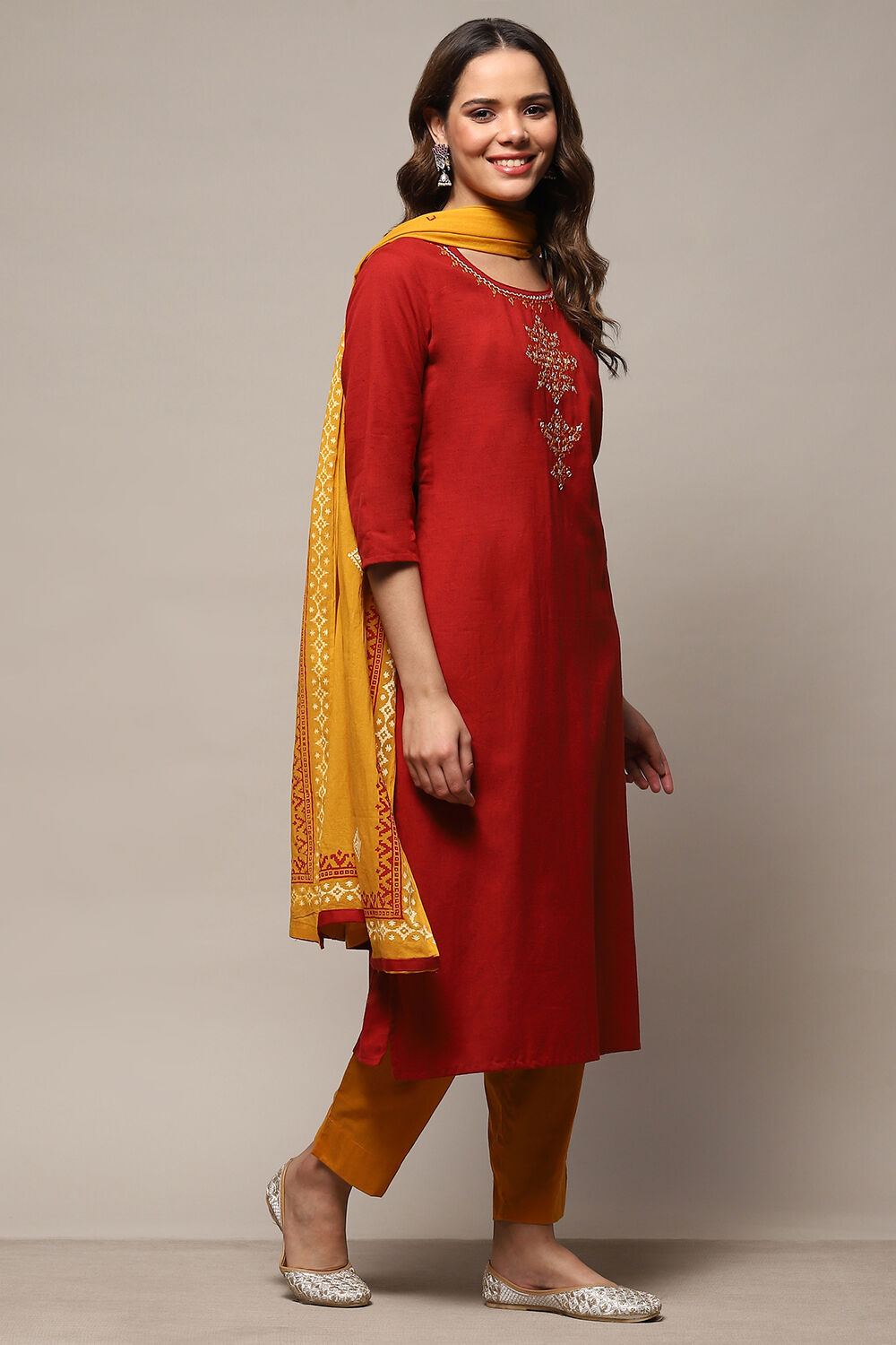 Blue Cotton Unstitched Suit Set image number 7