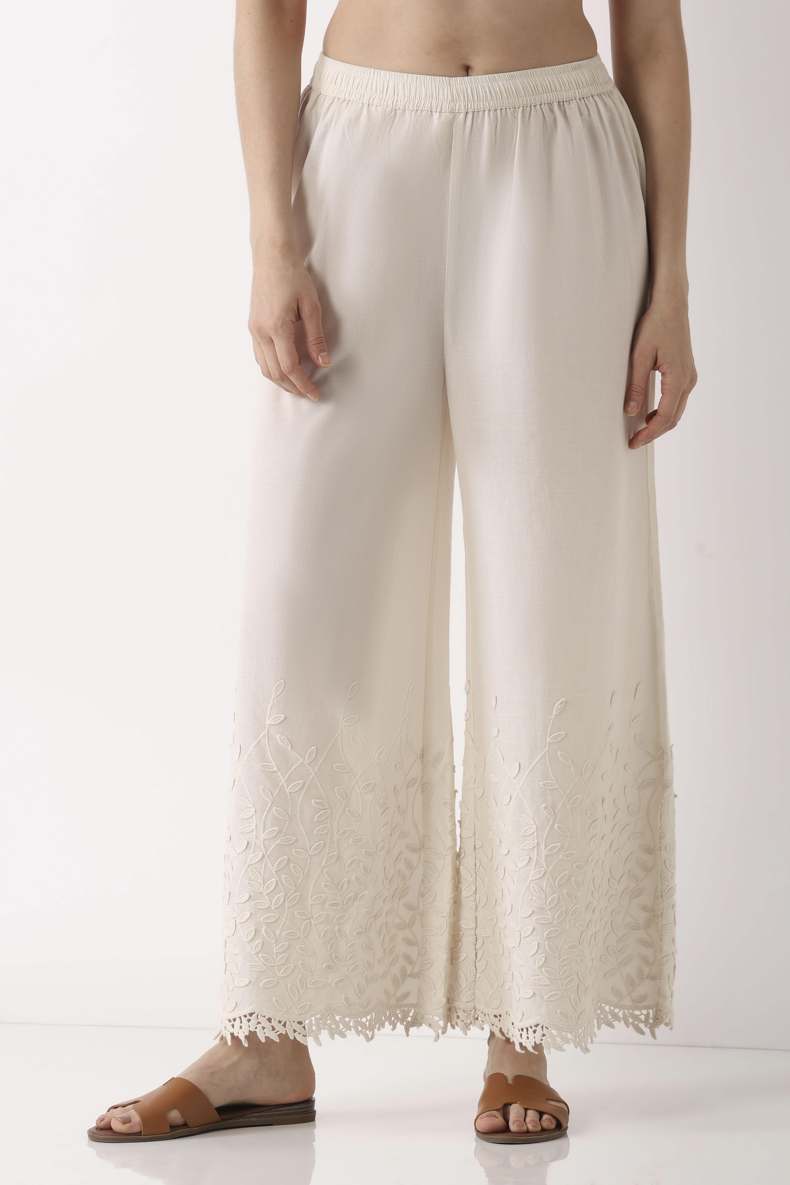 Off White Cotton Flared Palazzos image number 4