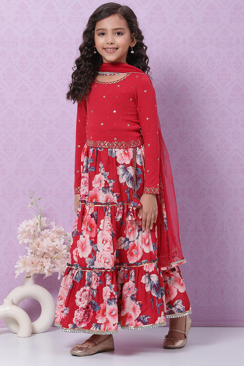 Berry Red Viscose Lehenga Set image number 3