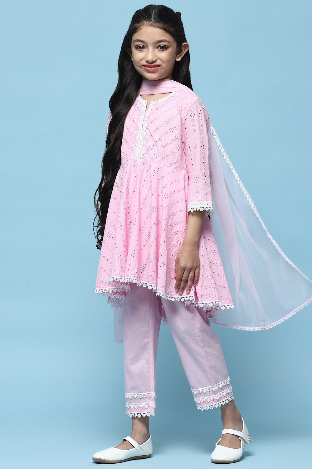 Pink Schiffli Cotton Flared Kurta With Palazzo & Net Dupatta image number 4