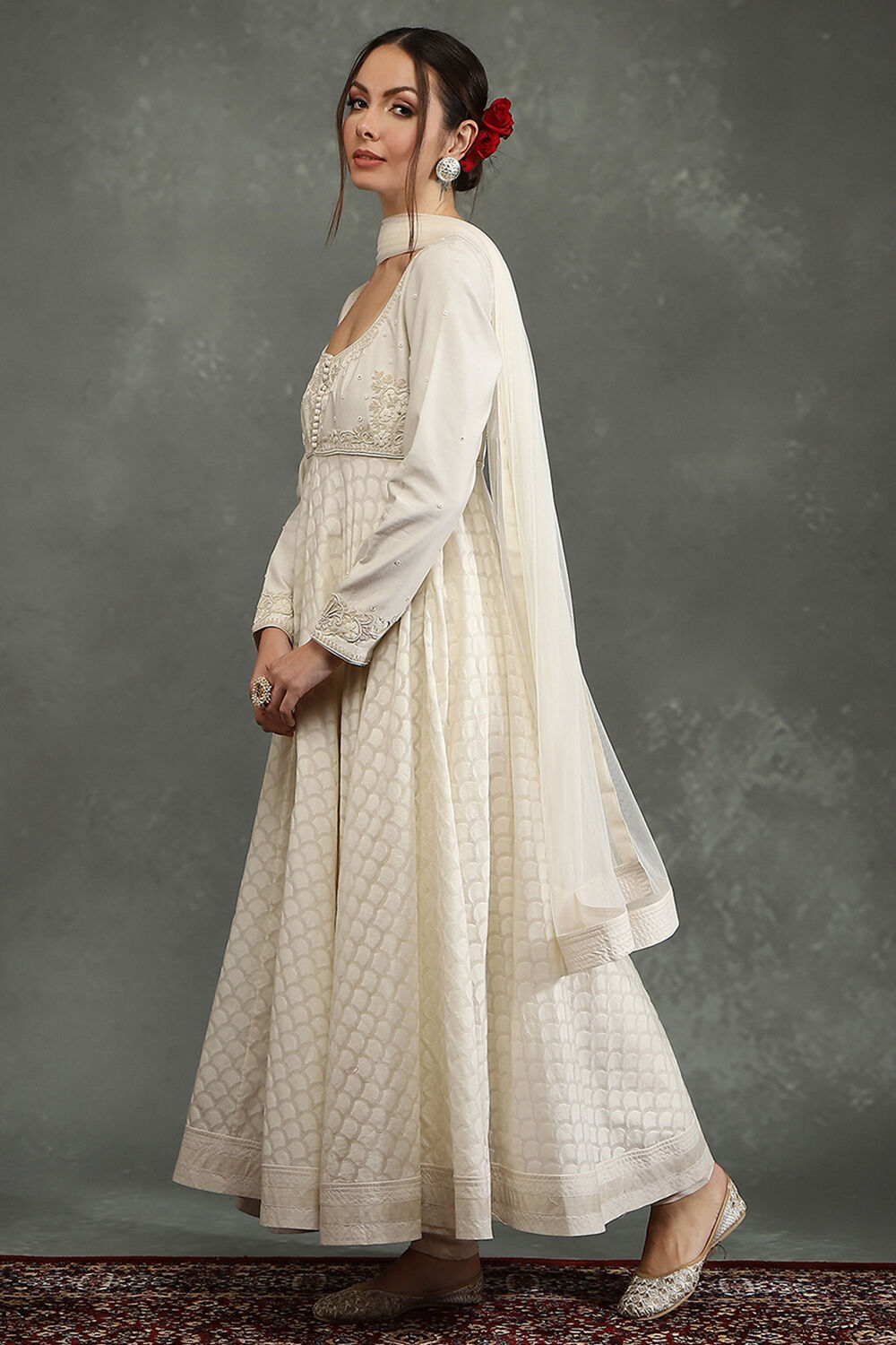 Rohit Bal Cream-Toned Silk Chanderi Floral Anarkali Suit Set image number 5