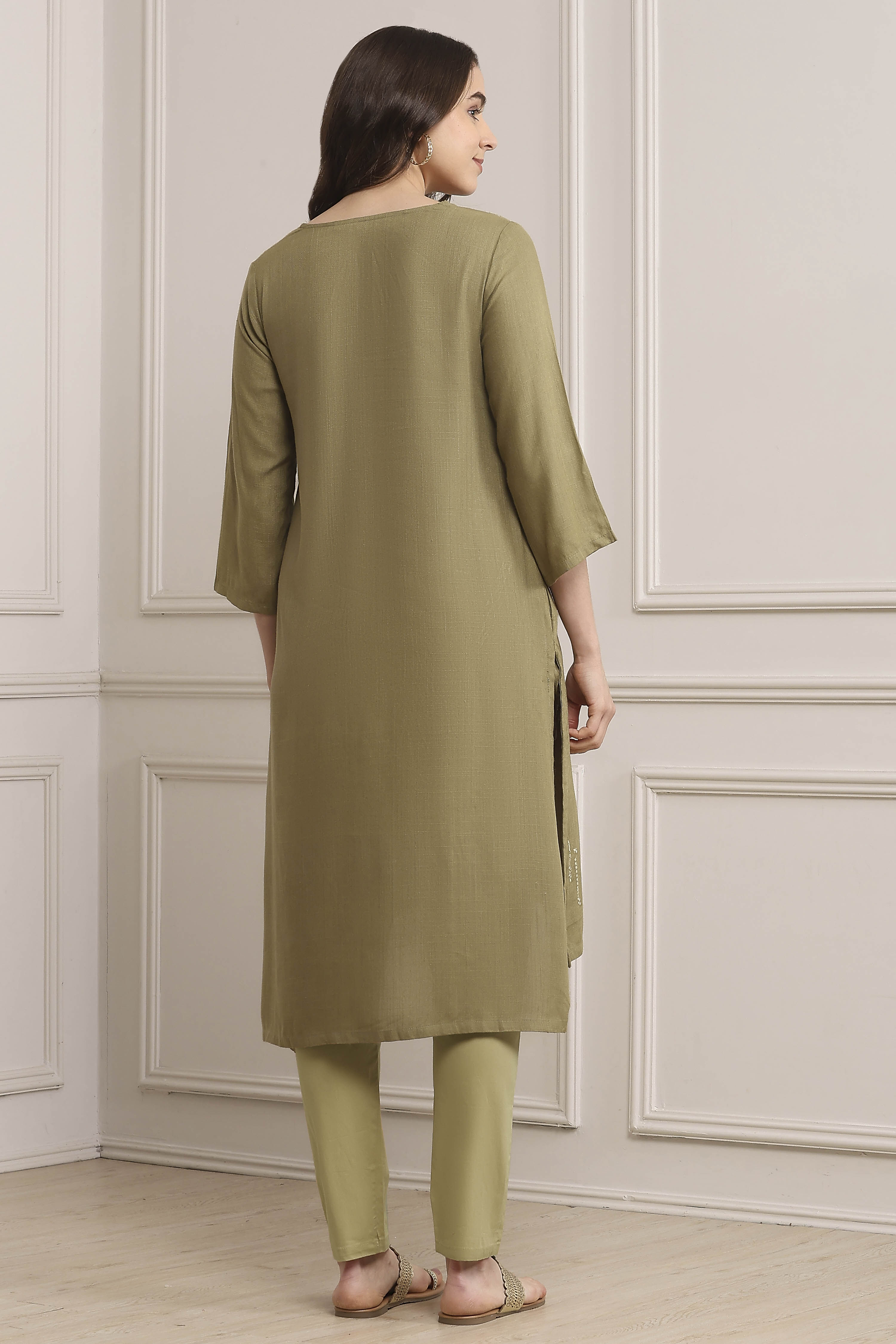 Pista Green Viscose Straight Solid Kurta image number 3