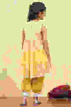 Yellow Cotton Tiered Printed Kurta Salwar Set image number 4