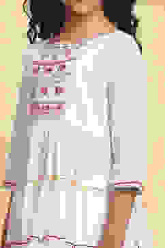 White Cotton Tiered Solid Suit Set image number 1