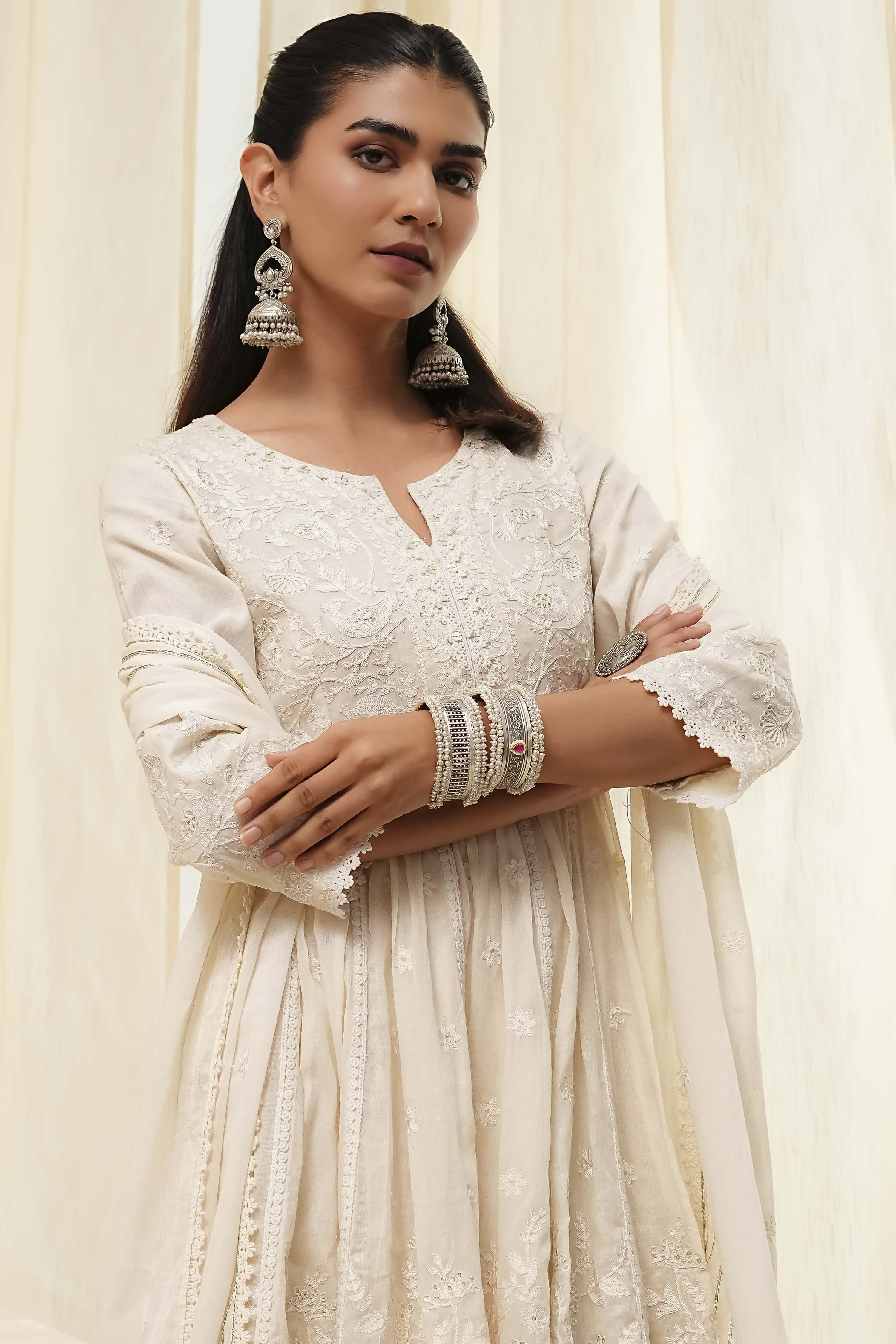 Off-White Cotton Embroidered Flared Suit Set image number 7