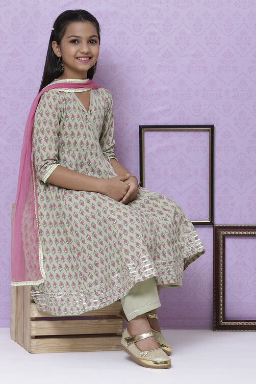 Pista Green Cotton Girls Flared Straight Kurta Palazzo Suit Set image number 0