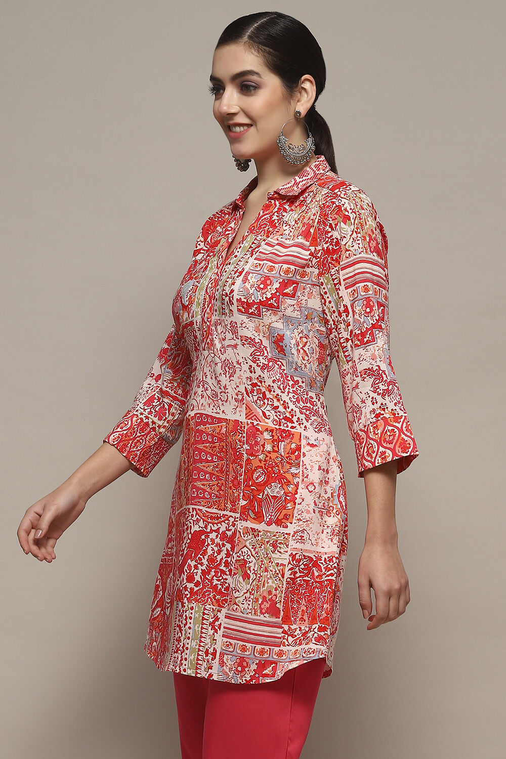 Fuchsia Viscose Straight Printed Short Kurta image number 4