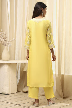 Yellow Cotton Silk Embroidered Straight Suit Set image number 5
