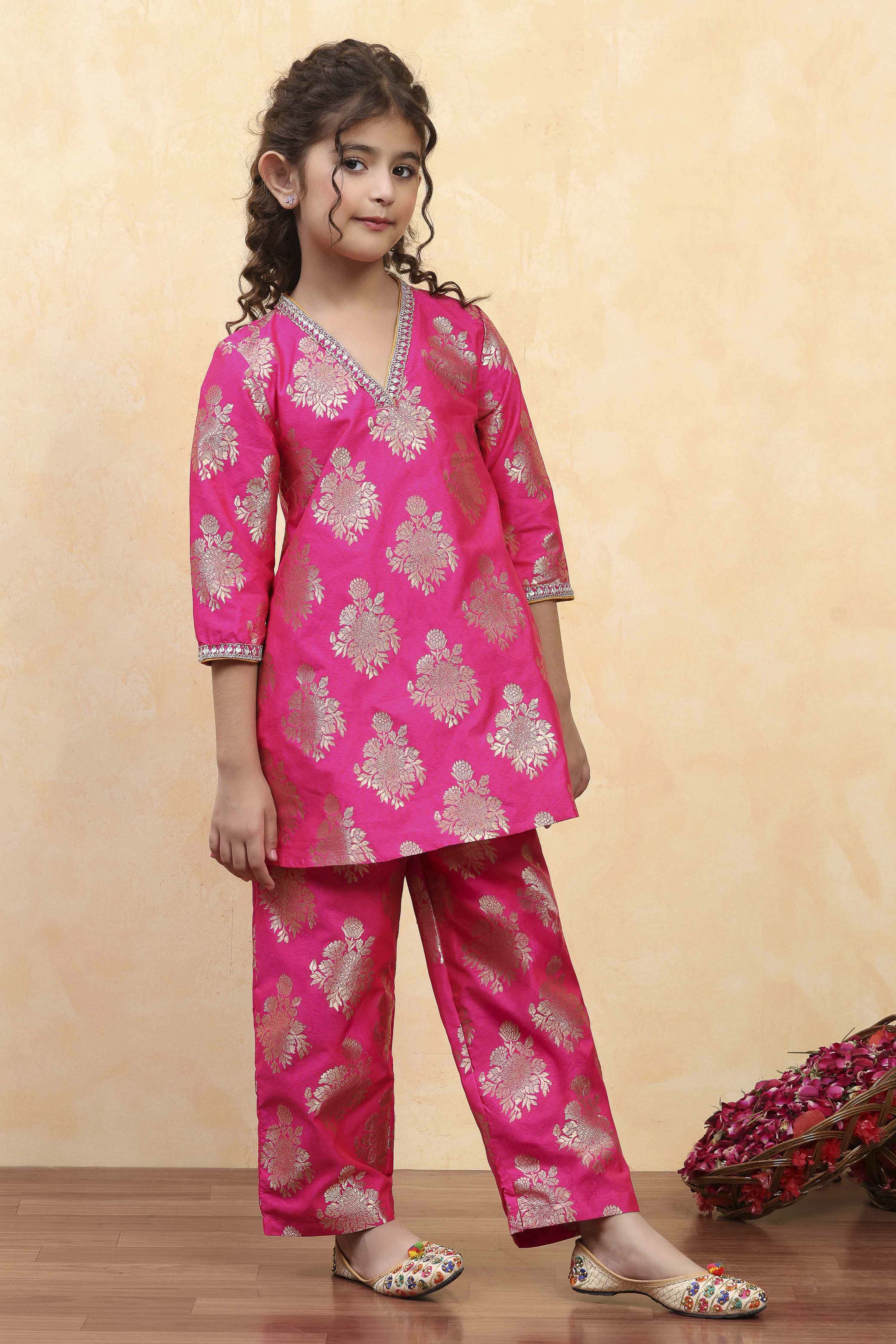 Fuchsia Art Silk Flared Kurta Pants Set image number 5