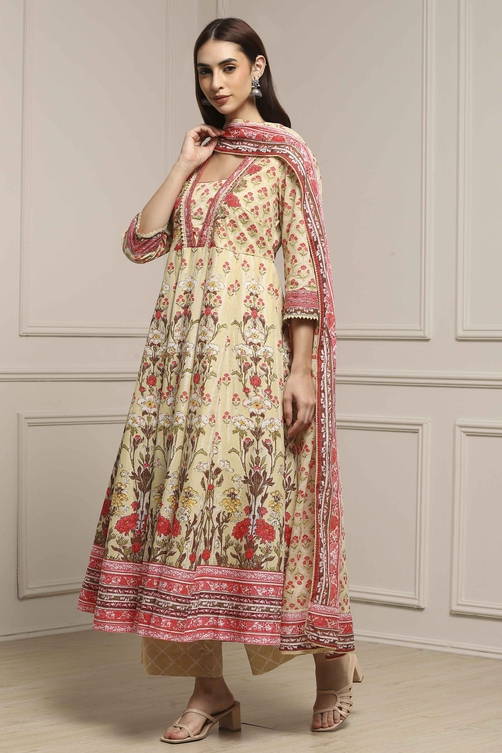 Off White-Pink Cotton Anarkali Printed Suit Set image number 3