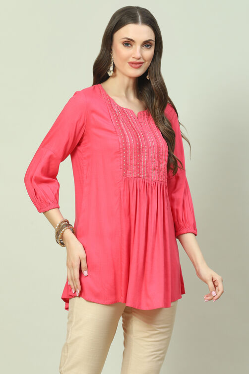 Pink LIVA Flared Solid Kurti image number 3