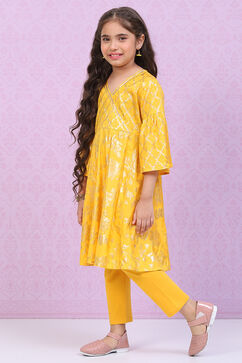 Yellow Viscose Flared Kurta Legging Suit Set image number 3