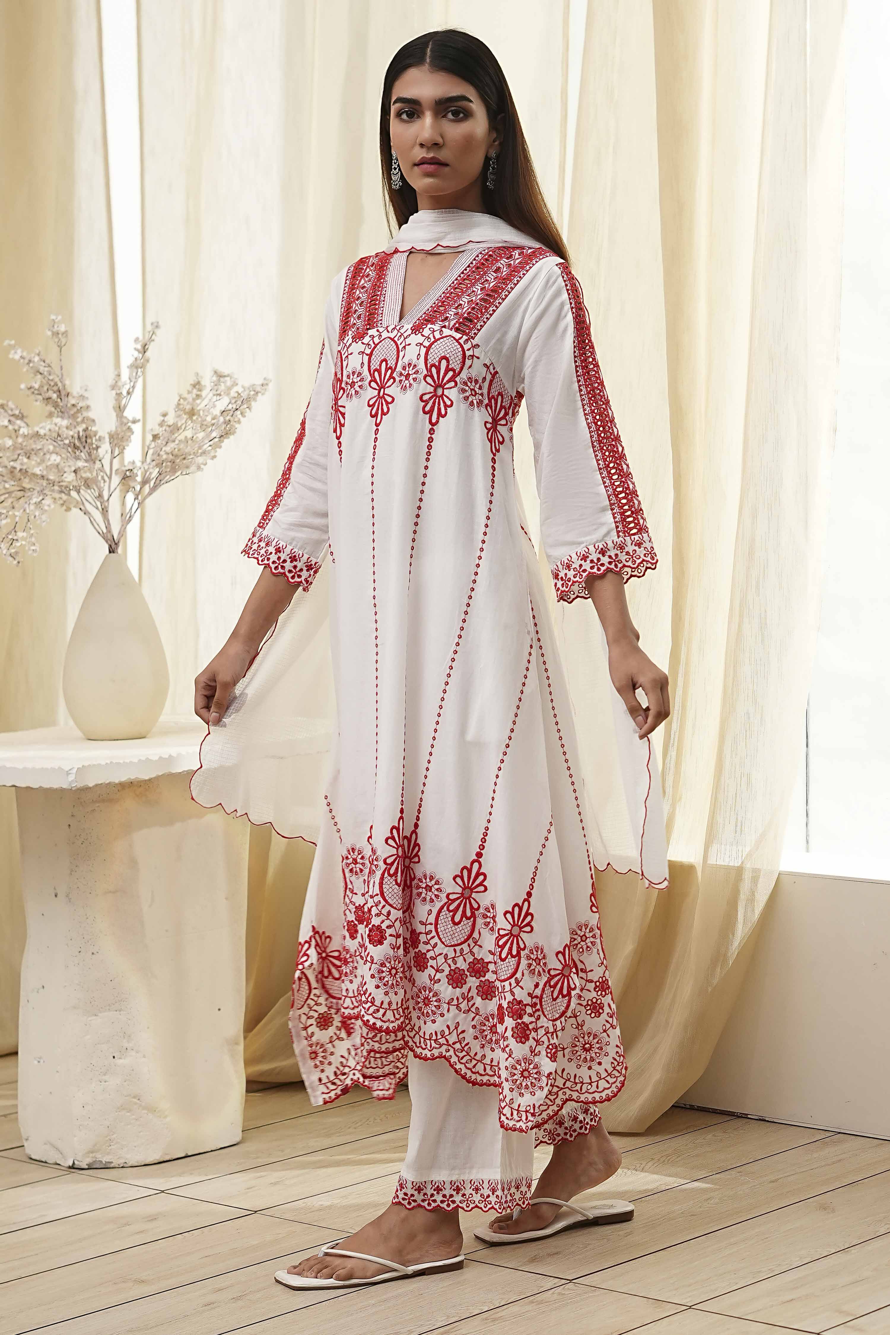 White and Red Cotton Asymmetric Suit Set image number 3